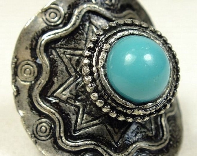 Storewide 25% Off SALE Great Southwestern feel with this fully size adjustable ring Featuring heavy construction and a beautiful turquoise i