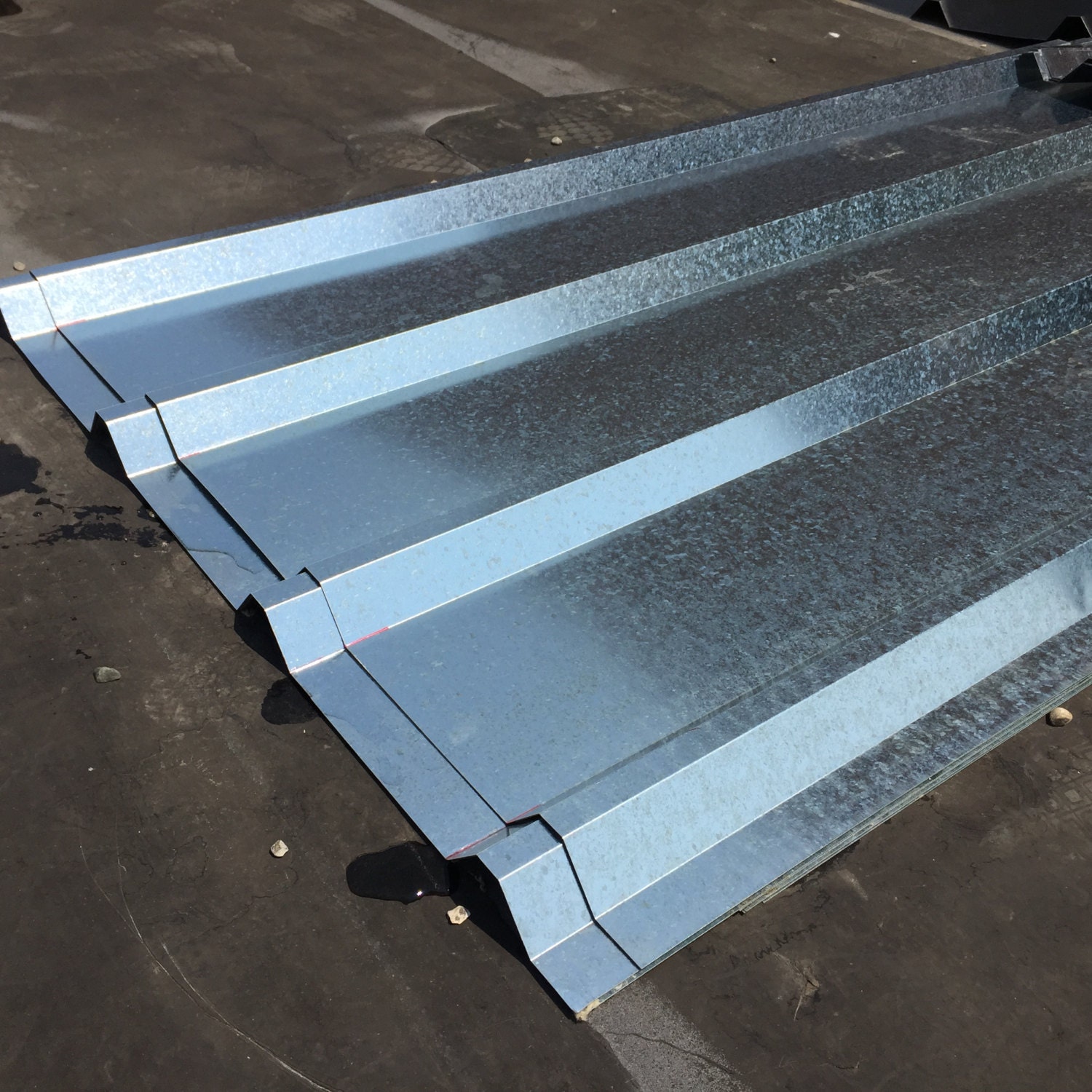 Fixture Displays® Corrugated Metal Roof Sheets Galvanized