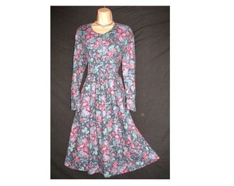 RARE ORIGINAL 80's Laura Ashley Dress, Vintage Country Rose Maxi Dress, Tea Dress, Peasant Day Dress, Hippy Dress, Vintage Prairie Dress