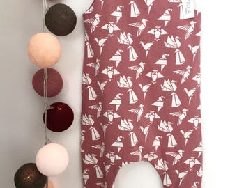 Dot bib for baby or child