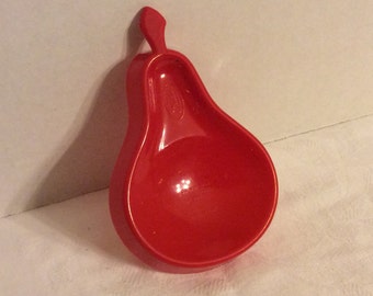 Red Plastic Pear Shape Spoon Rest Fuller Brush