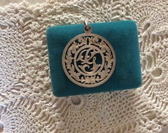 Plafina sterling silver ornate monogrammed G pendant
