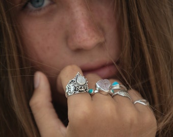 Etruscan locket Ring, Rainbow Moonstone locket Ring, Poison Ring, Moonstone Ring, Secret compartment Ring, Boho Rings, Silver Rings