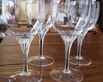Belfor Exquisite Claret Wine Glasses: Set of 4 (four)