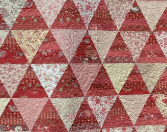 Gorgeous queen size quilt, king coverlet, bed quilt, rose mauve, reverse triangle, French General, Moda.