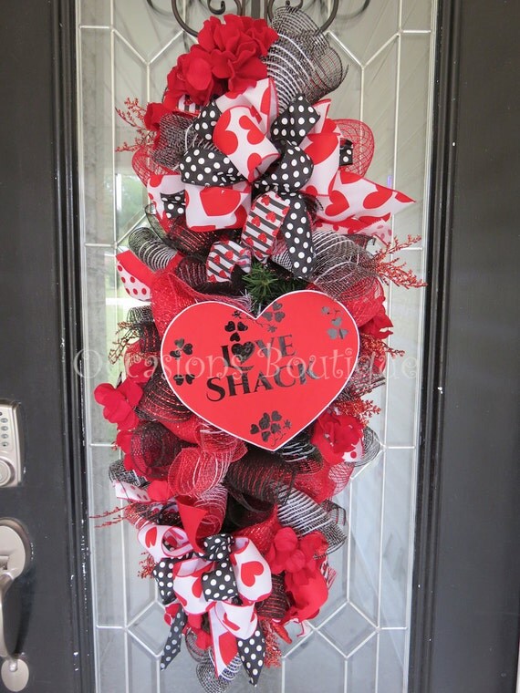 Valentine's Day Wreath Door Swag Wreath for by OccasionsBoutique