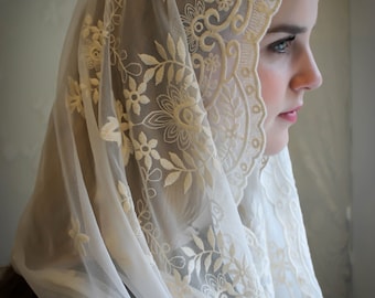 Evintage Veils~ Our Lady of Fatima Soft Ivory OR Black Embroidered Lace Chapel Veil Mantilla Infinity Latin Mass