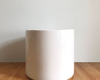 Vintage White Gainey Planter/ Large Gainey AC-12 / Mid Century Planter / Cylinder Planter / White Gainey / Architectural Planter