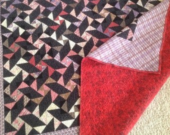 Twin bed quilt, flannel quilt, red & black quilt, preshrunk 79 x 93