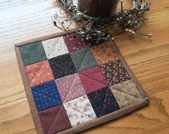 Quilted Candle Mat / Quilted Mug Rug/ Quilted Table Topper /Primitive Candle Mat/