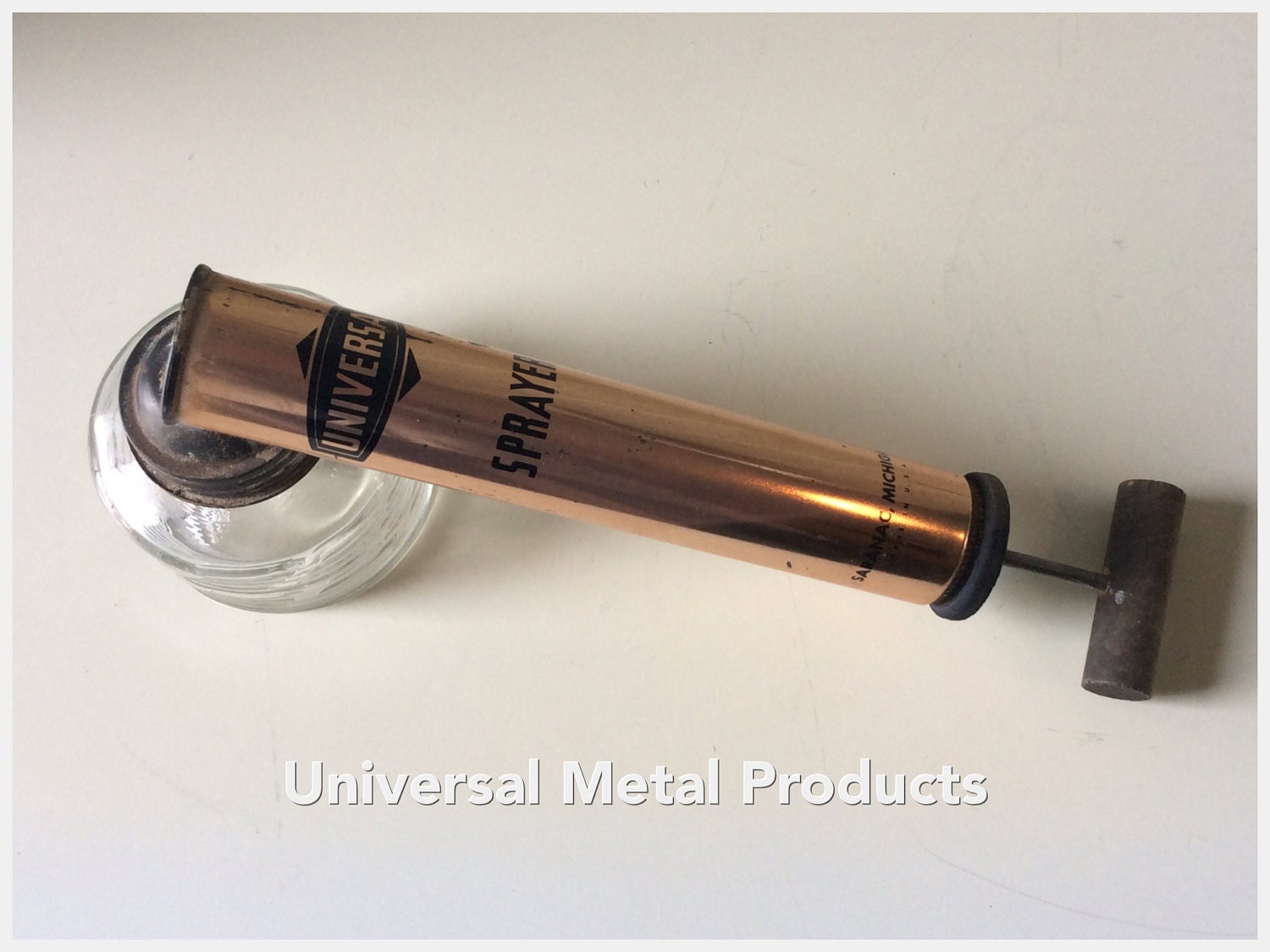 Universal Metal Products Plant DusterSprayer/Vintage