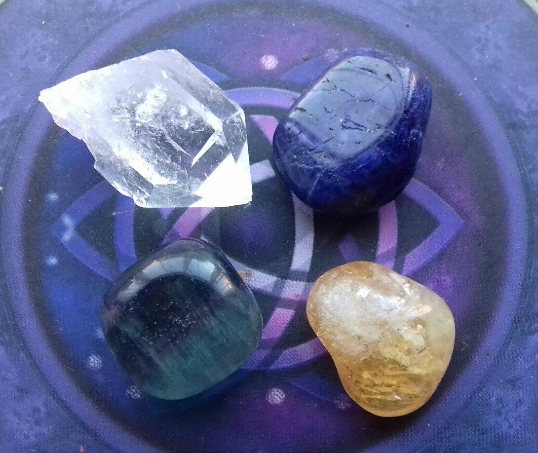Mental Clarity Crystal Kit Alleviates Confused Thinking
