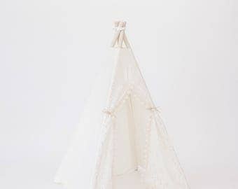 CREAM LACE Itty Bitty Eleanor Teepee