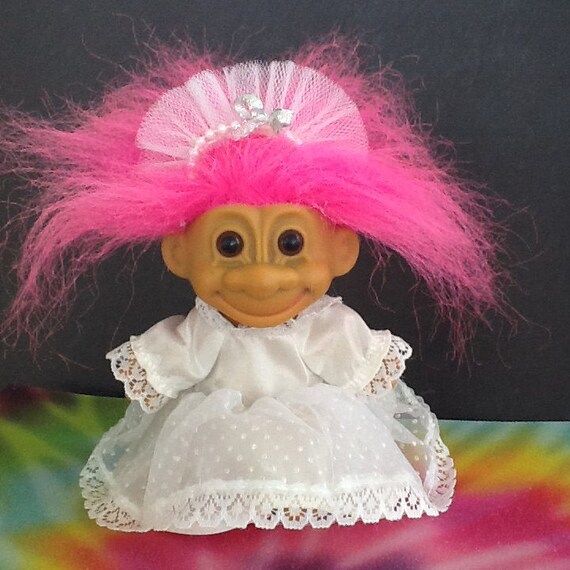 Bride Troll DollRuss Berrie CoVintage Troll