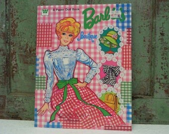 BARBIE PAPER DOLLS • Barbie's Boutique • Paper Barbie Doll • Vintage Paper Dolls • Paper Doll Book • 70s Paper Barbie • The Whiskered Kitten