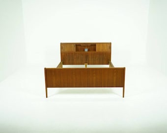 308-127 Danish Mid Century Modern Teak Double Full Bed Frame w/ Light Storage