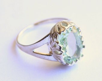 Green Amethyst Gold Ring, Lotus Flower Ring, Zen Ring, Yoga Ring, Zen Jewelry, Lotus Jewelry, Gold Jewelry, Gold Amethyst Ring, Green