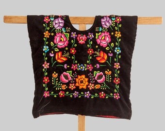 Envio GRATIS! Huipil de Tehuana en terciopelo negro con flores bordadas a mano, estilo Frida Kahlo, blusa mexicana