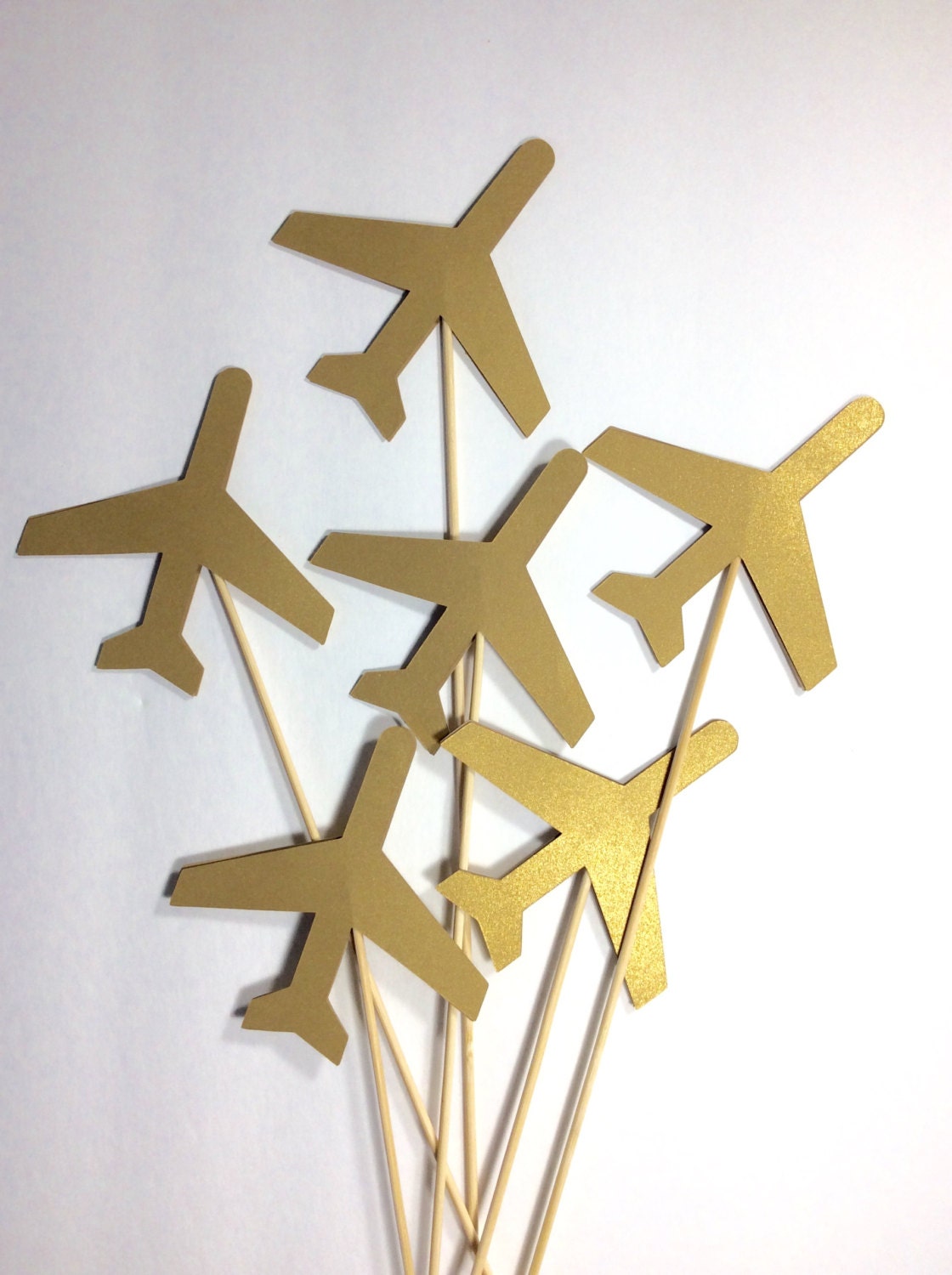 Shiny gold Airplane Table decor on 12 skewers