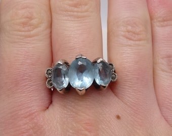 Silver Cocktail ring 3 Stone Blue Topaz Marcasite Size R US 8 5/8