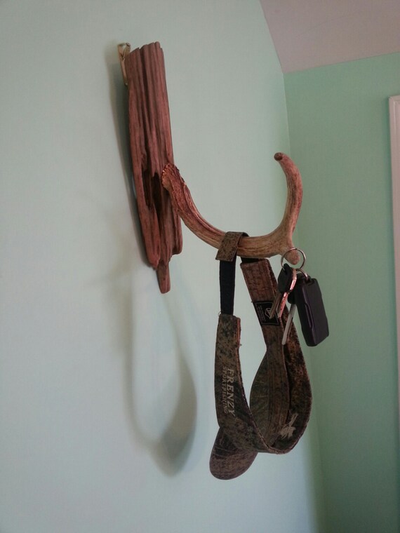 Items similar to Deer Antler Single Coat Rack On A Piece Of Beautiful Cedar Driftwood, Reclaimed