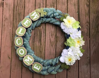 Mesh Wreath / Front Door Wreath / Front Door Decor / Wreath / Door Decor / Welcome Sign / Wood Sign / Deco Mesh Wreath / Home Decor / Gifts