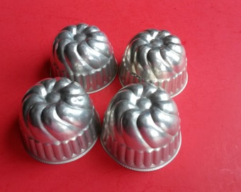 Vintage Mini Bundt Jello Molds, Mini Cake Pans, Tart Tins