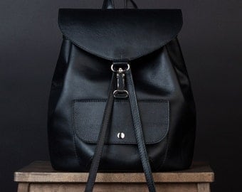 Black sity leather backpack. Leather rucksack. Womens backpack. backpack. simple backpack. Backpack for women. bookbag. minimalist backpack