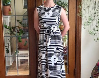 Retro 60s Pop Art Maxi Dress
