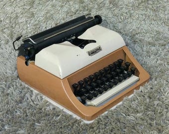 Lilliput Antique Child's Typewriter | Made in England 1940's | For German Market | Very Good Condition | FREE Shipping