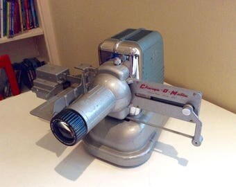 35mm Vintage Viewlex V-35 500 Watt Slide Projector