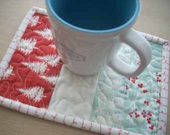 winter's lane mug rug - FREE SHIPPING