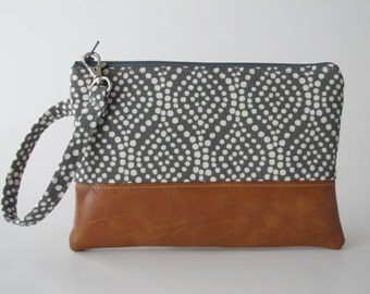 Grey Wristlet Wallet, iPhone wallet, Vegan Leather Clutch Purse, Cellphone Wristlet, Boho Zipper Pouch, Boho Clutch,Gift For Her