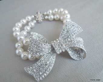 Bridal Bracelet Rhinestone Bow Bracelet vintage Ivory Pearls Bow Brooch Bracelet Bridal Rhinestone Bracelet Bridal Pearl Bracelet ANASTASIA
