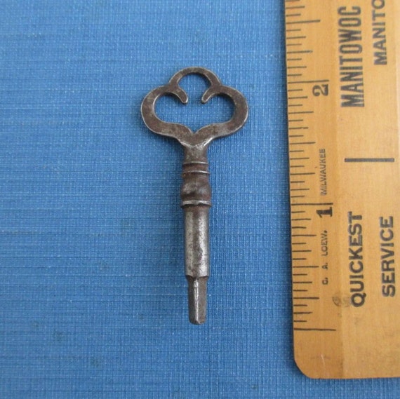 Antique Sewing Machine Key Triangle Head / Point by lucra on Etsy