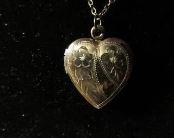 Vintage Gold Filled Heart Pendant Locket Necklace with Flowers Engraved