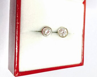 Vintage Round shape Earrings, clear CZ, 4mm & 5.mm, set in Sterling Silver, Item No. S730