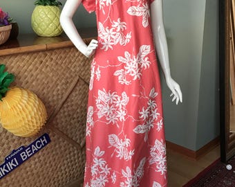 Adorable combed cotton Sun Fashions Honolulu, Hawaii muu muu / Hawaiian dress
