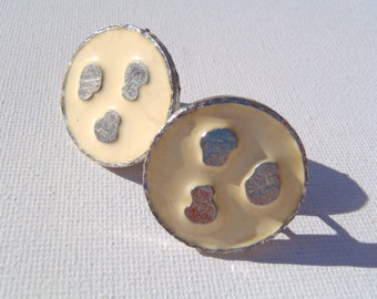 Vintage 1960s Cellular White on Silver Atomic Cuff Links