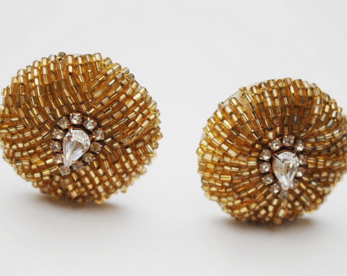 Woven Bead Rhinestone Earrings - Mid Century - Round - Yellow seed bead - Clip on earrings