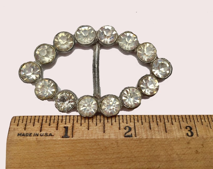 Vintage Rhinestone belt buckle - silver pot metal - scarf ring -Paste