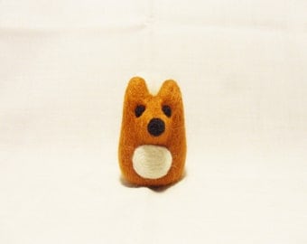 Needle Felted Fox - miniature red fox figure - 100% merino wool - needle felt fox - wool felt fox - needle felted animal