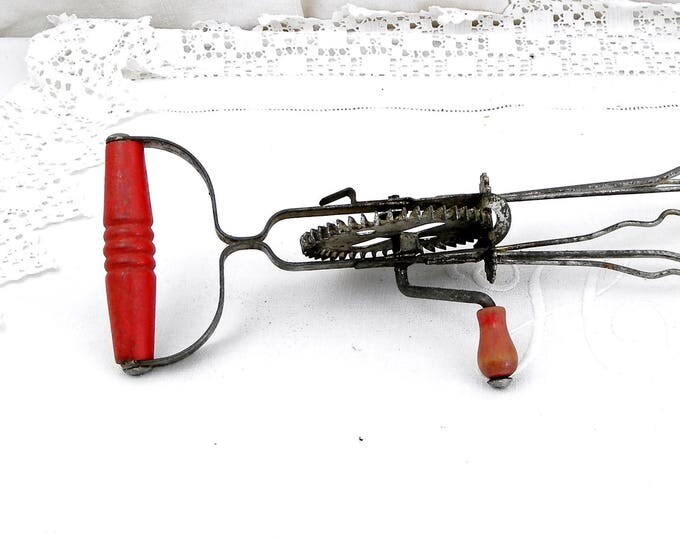Vintage French Egg Whisk made of Metal and Wood, Mechanical, with Red Wooden Handle, Kitchen Decor, Country Decor, Kitchenalia, Kitchenware