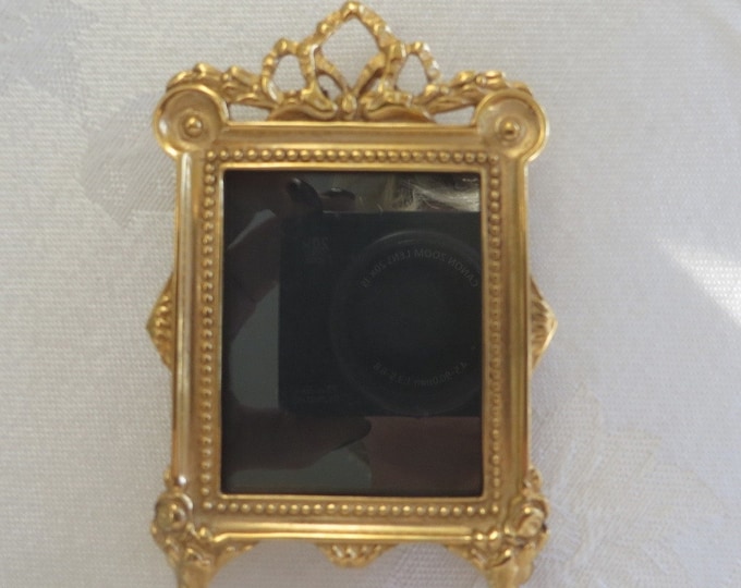 French Style Photo Frame, Picture Frame, Gold Bow and Vine, Easel Back, 3 x 2