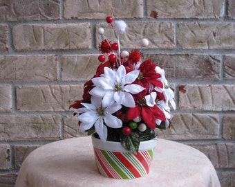 Christmas Floral Arrangement, Floral Arrangement, Red Floral Arrangement, Green Floral Arrangement, Holiday Floral Arrangement