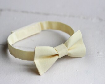Boys Light Yellow Bow Tie Toddler Yellow Bow Tie, Yellow Baby Bow Tie, Little Boys Bow Tie, Yellow Toddler Bow Tie, Toddler Boys Bow Tie