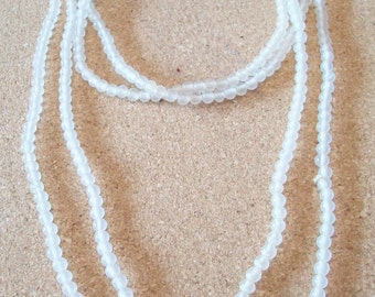 Vintage Opaque White Beaded Necklace Retro Costume Jewelry