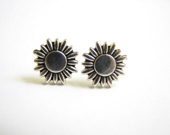 Silver Sunflower Earring, Small Stud Earrings with Stainless Steel Post, Daisy / Sunflower Jewelry