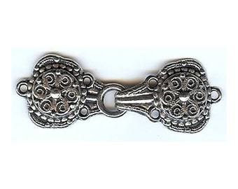 TP221 - Telemark Pewter Cape/cloak Clasp. Size 2" Long X 1" Tall.