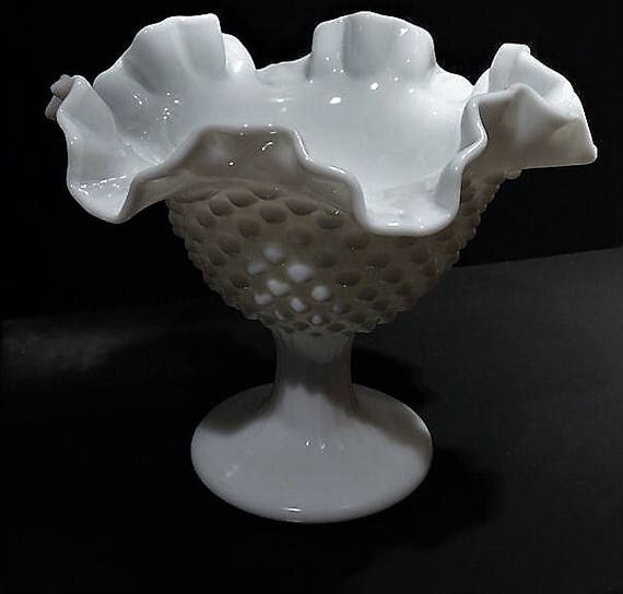 Milk Glass Wedding Decor Mid Century 1950s Vintage FENTON Glass White Milk Glass Compote Hobnail Wedding Table Decoration Nut Mint Dish